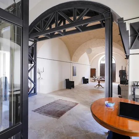 Palazzo Della Torre 001 - Historical Modern Apartmán