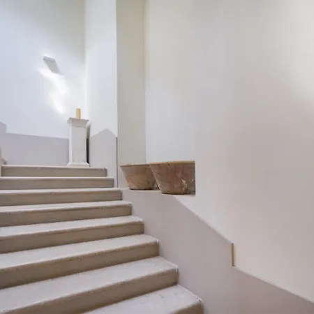 Palazzo Della Torre 001 - Historical Modern Apartmán Bari